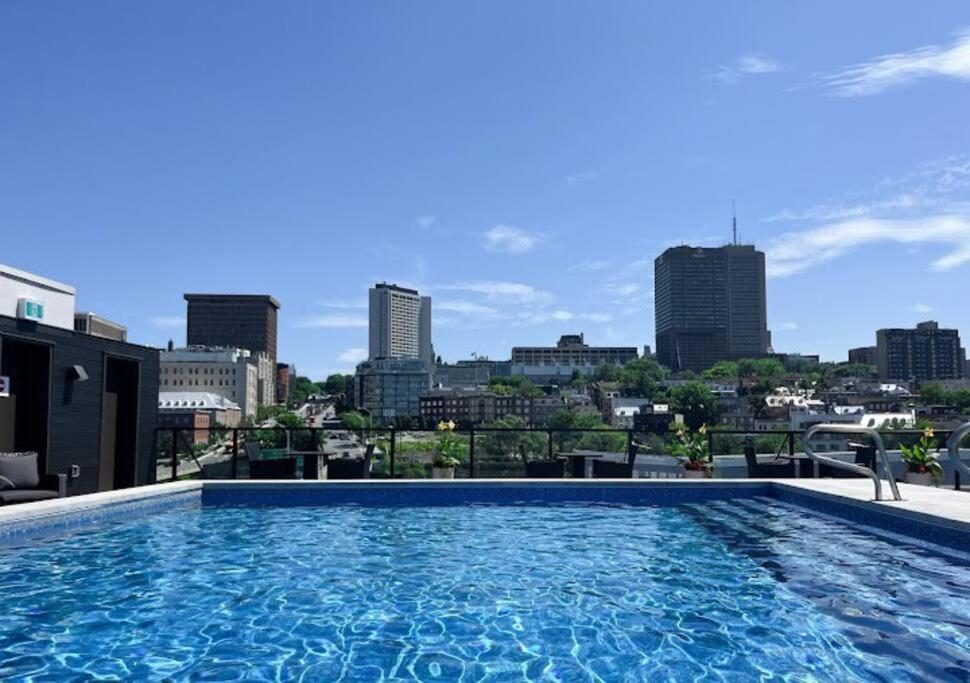 Condo Chic, Centre-Ville Piscine, Terrasse, Gym Quebec City Exterior photo